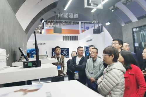 多款產(chǎn)品賦能智慧公路，深開鴻亮相第25屆中國(guó)高速公路信息化大會(huì)